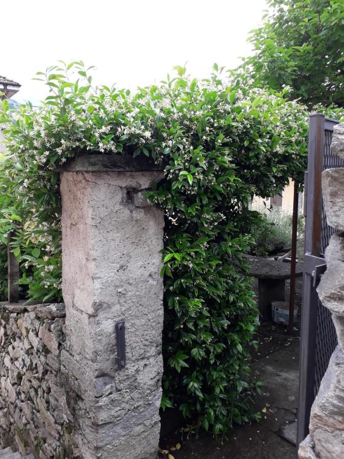 La Casetta Del Ponte Crevoladossola Kültér fotó